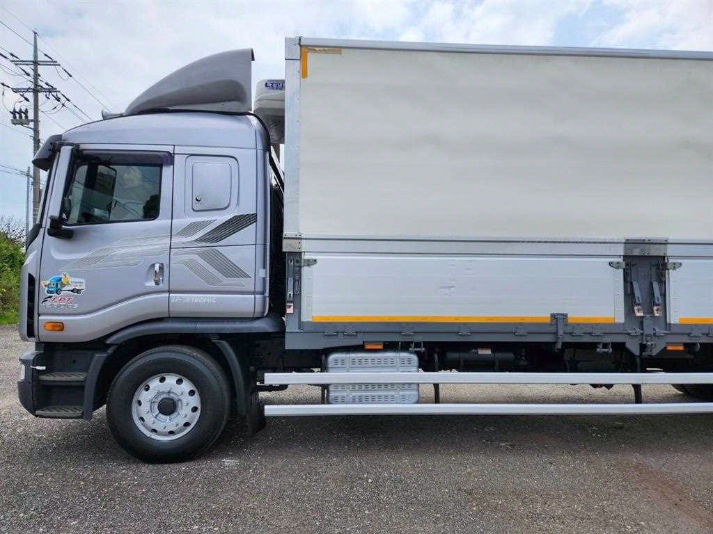 타타대우 프리마 냉동윙 8.5톤 오토 8