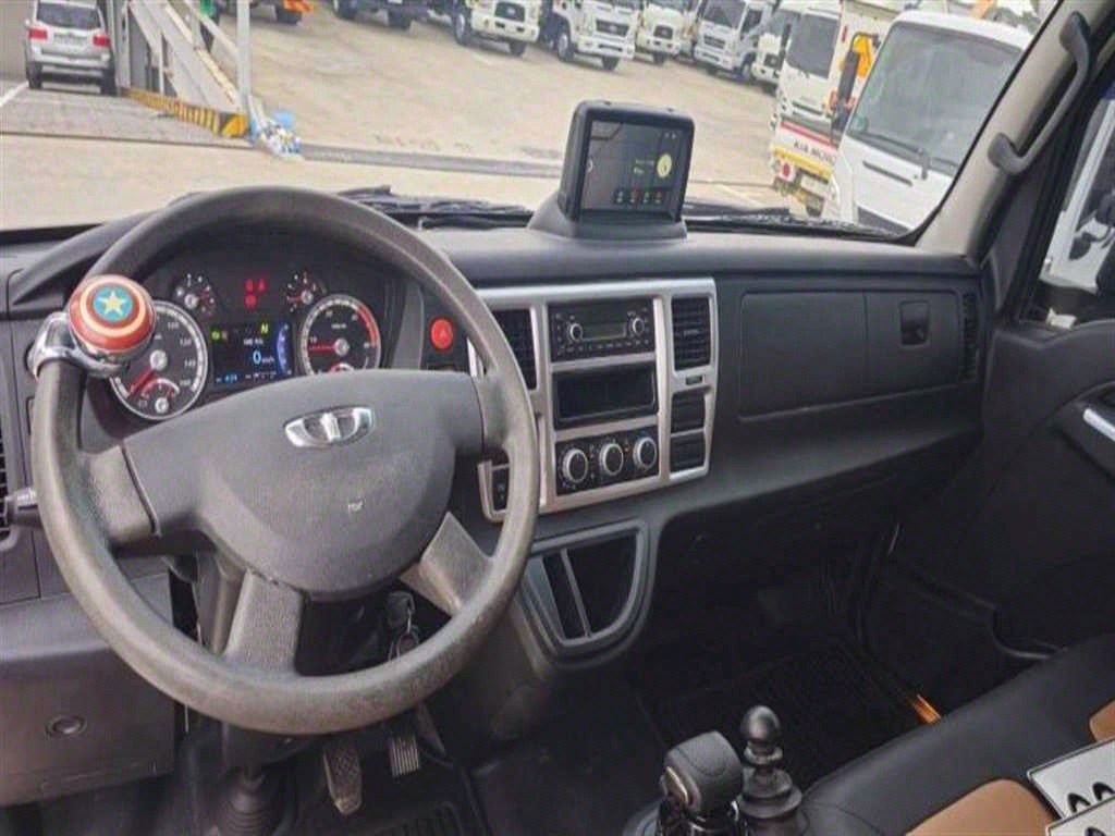 타타대우 활어차 더쎈 3.5톤 14