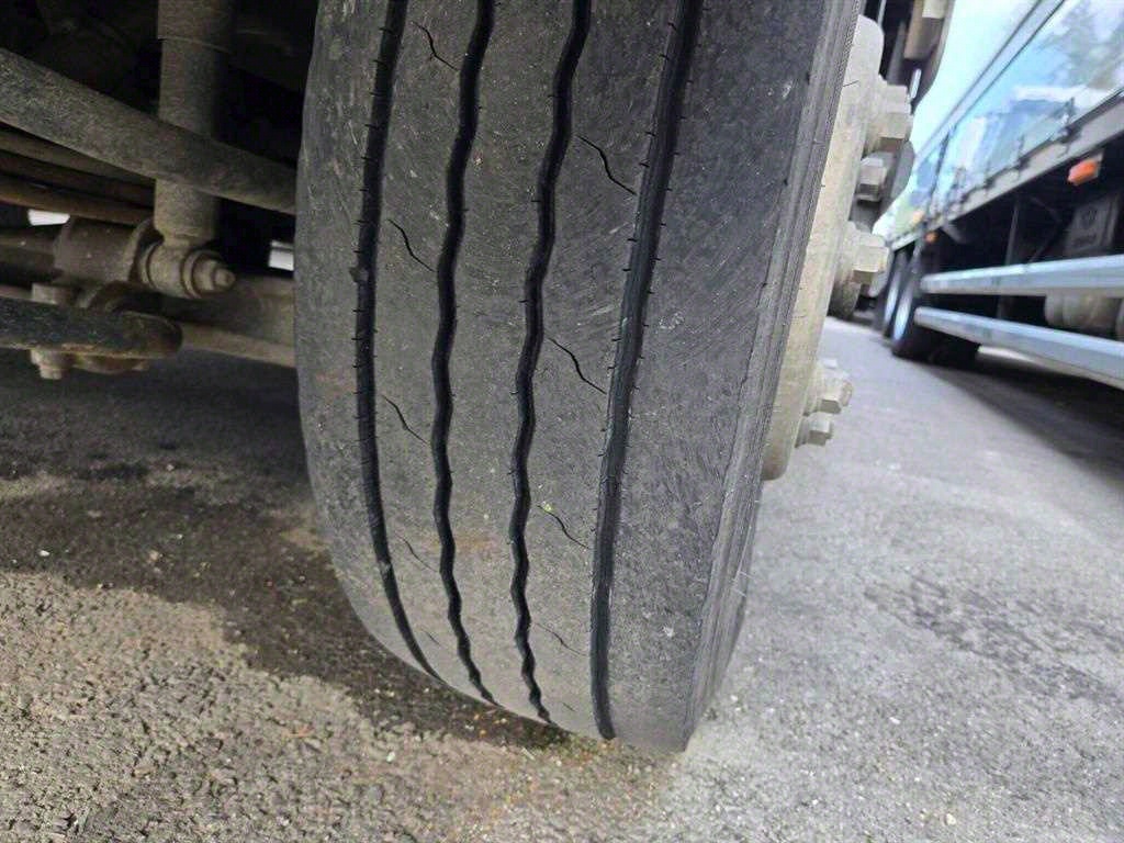 현대 메가트럭 카고 4.5톤 오토 8