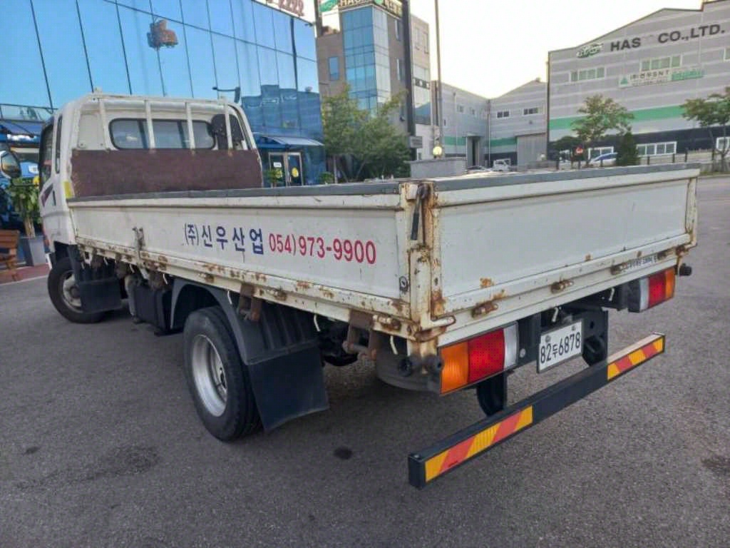 현대 이마이티 2.5톤 카고 4