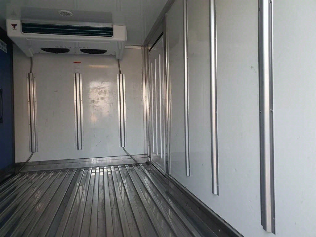 포터2 1톤 냉동탑