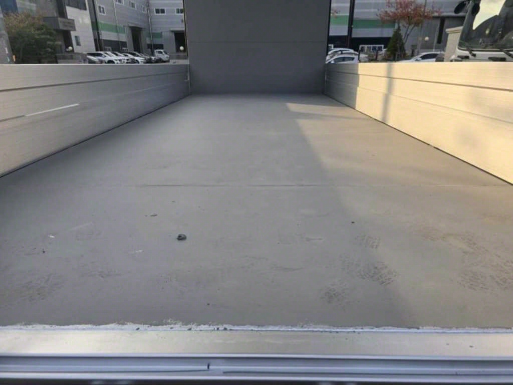 타타대우 더쎈 3.5톤 윙바디 8