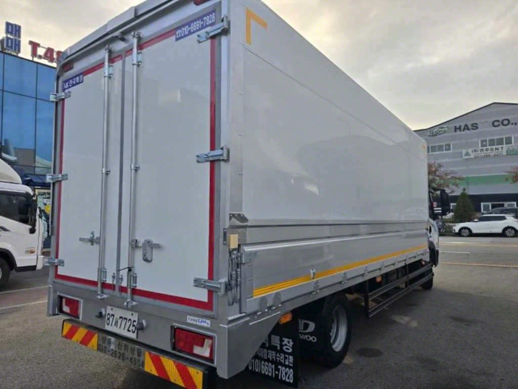타타대우 더쎈 3.5톤 윙바디 3