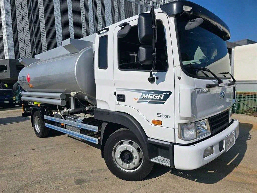탱크로리 메가트럭 수동