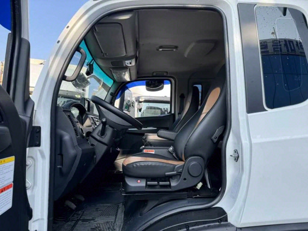 타타대우 더쎈 3.5톤 윙바디 9