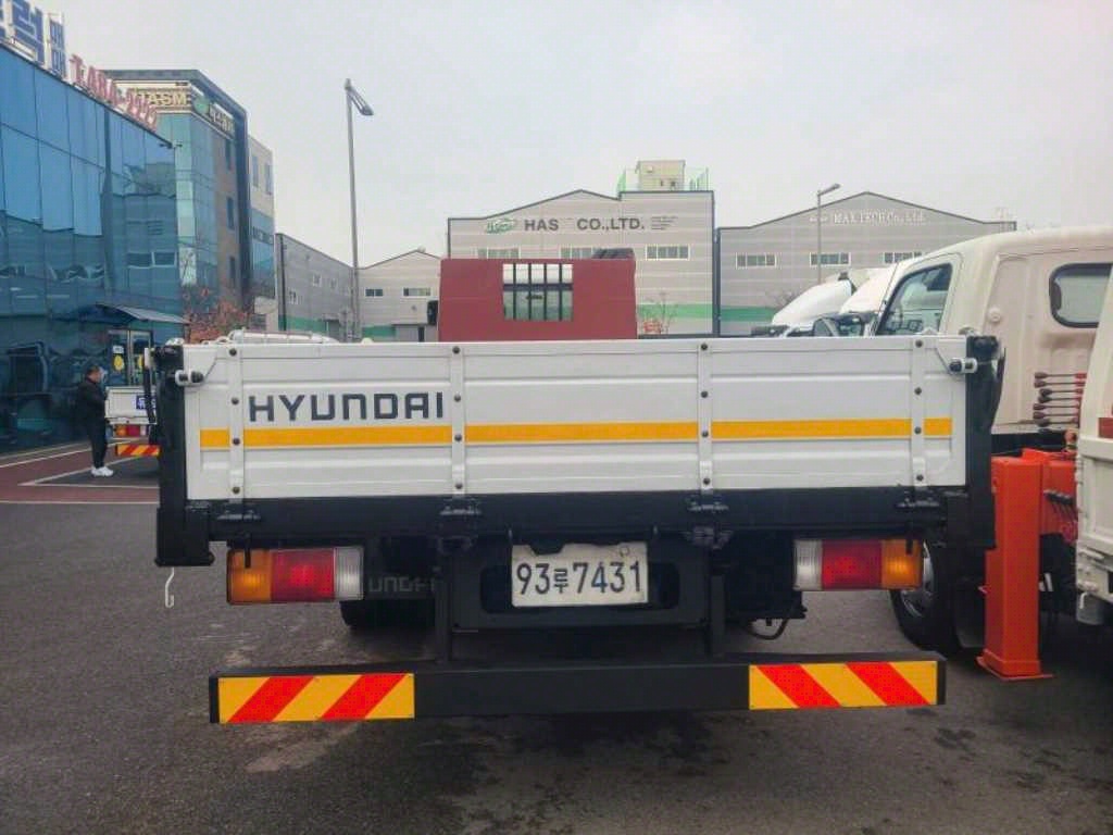 트라고 카고 13톤 수동