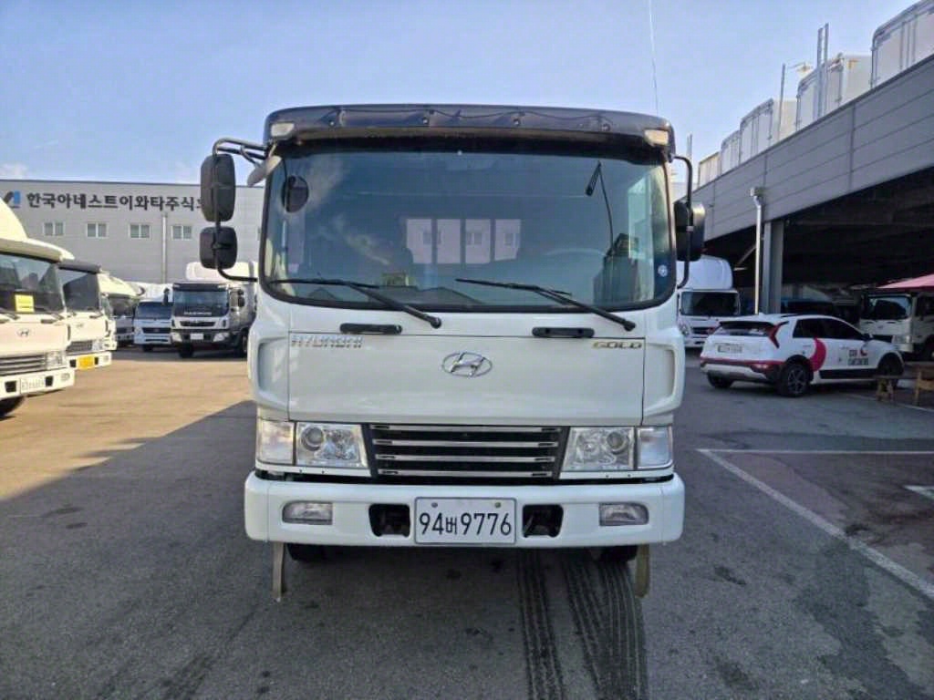 현대 메가트럭 단바리 카고 5톤 수동
