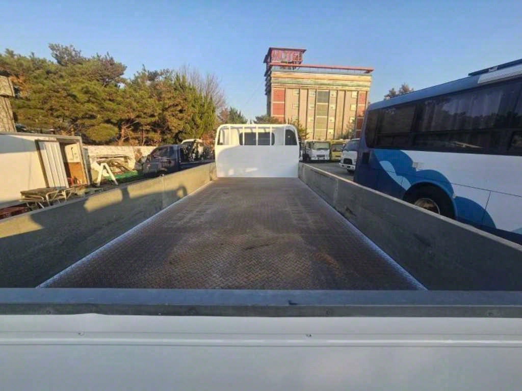 엘프 3.5톤 카고