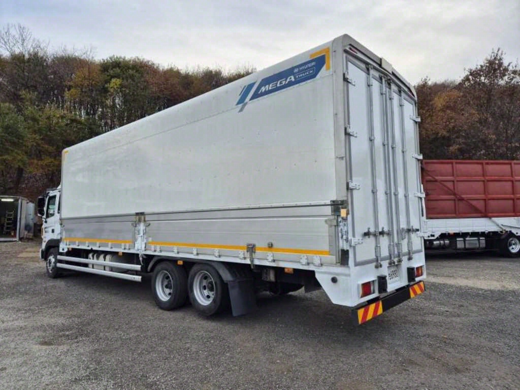 현대 메가트럭 윙바디 5톤 수동 3
