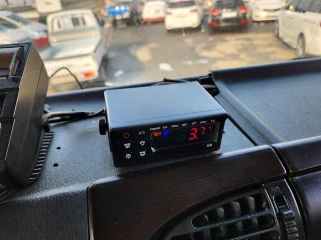 메가트럭 와이드캡 냉동탑 6.5톤 수동