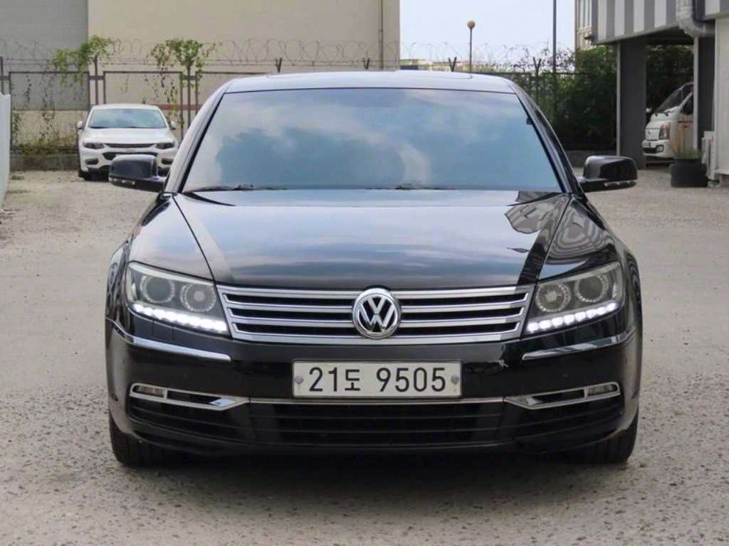 [폭스바겐] 페이튼 V6 3.0 TDI 연식:2013,미션:오토,주행거리:48,406km,연료:경유 ,색상:검정색