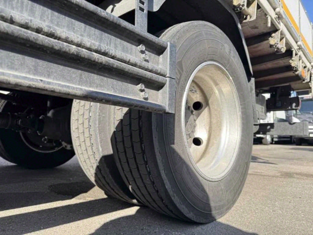 타타대우 더쎈 3.5톤 카고 12