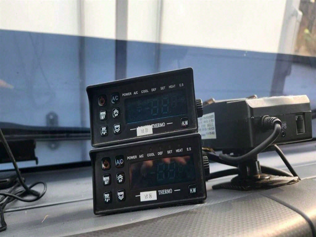 이스즈 엘프 3.5톤 냉동탑 12