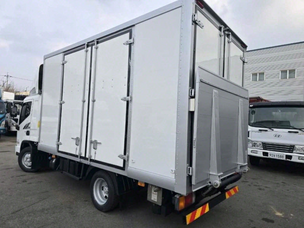 현대 올뉴마이티 2.5톤 익스하이탑 5