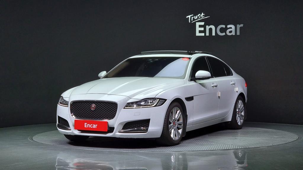 Jaguar XF 2.0D Prestige
