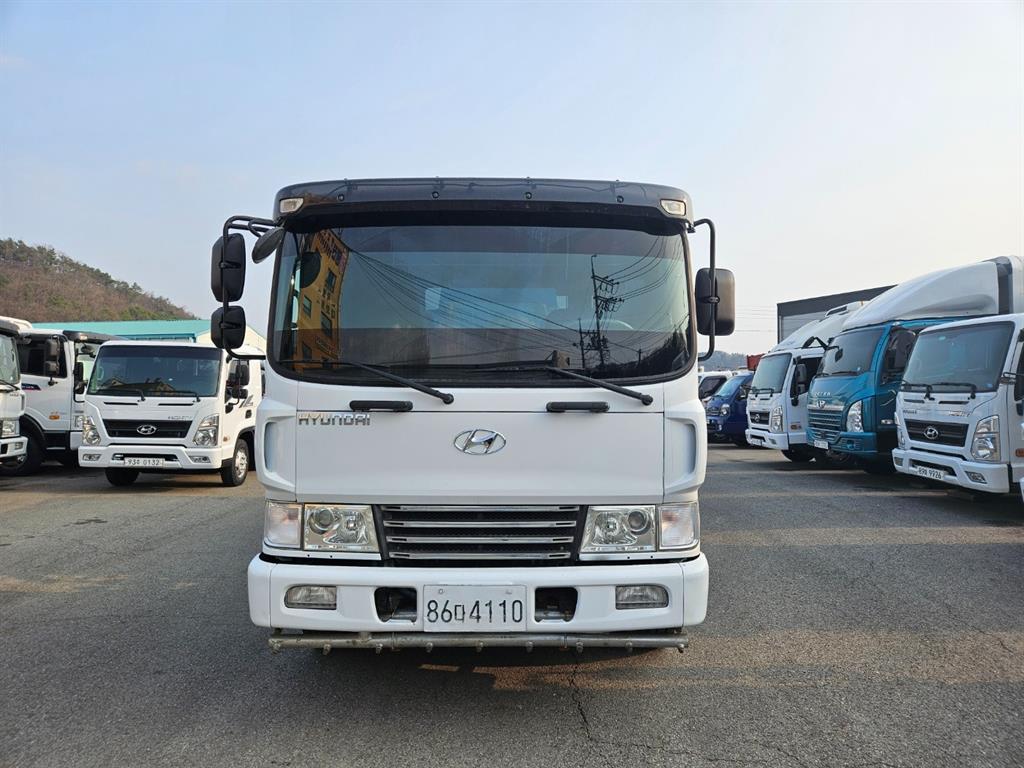 살수차 메가트럭 철탱크 6,500L 수동