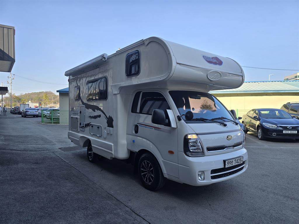 봉고3 캠핑트럭 인산철배터리 140A 130L 255W
