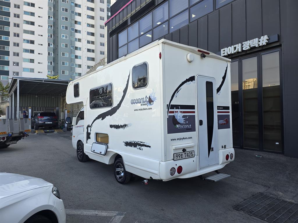 봉고3 캠핑트럭 인산철배터리 140A 130L 255W