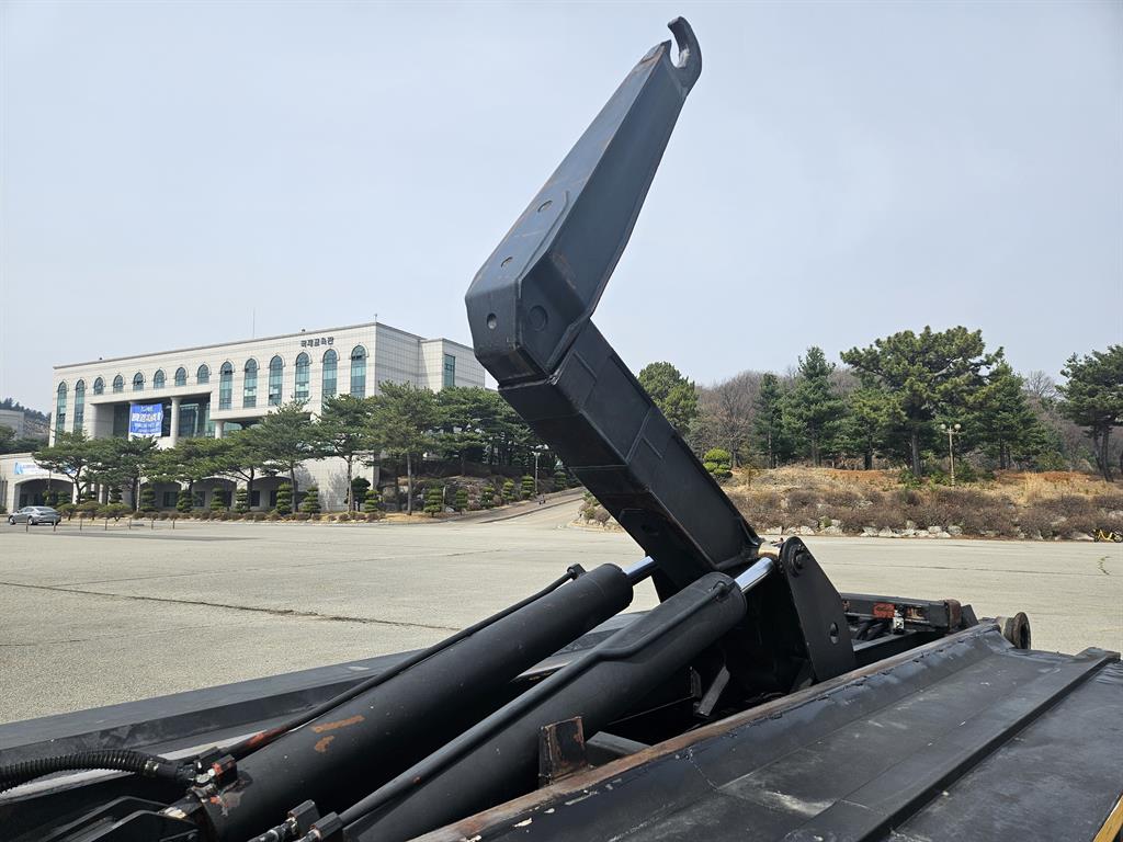 메가트럭 암롤 수동 십바리