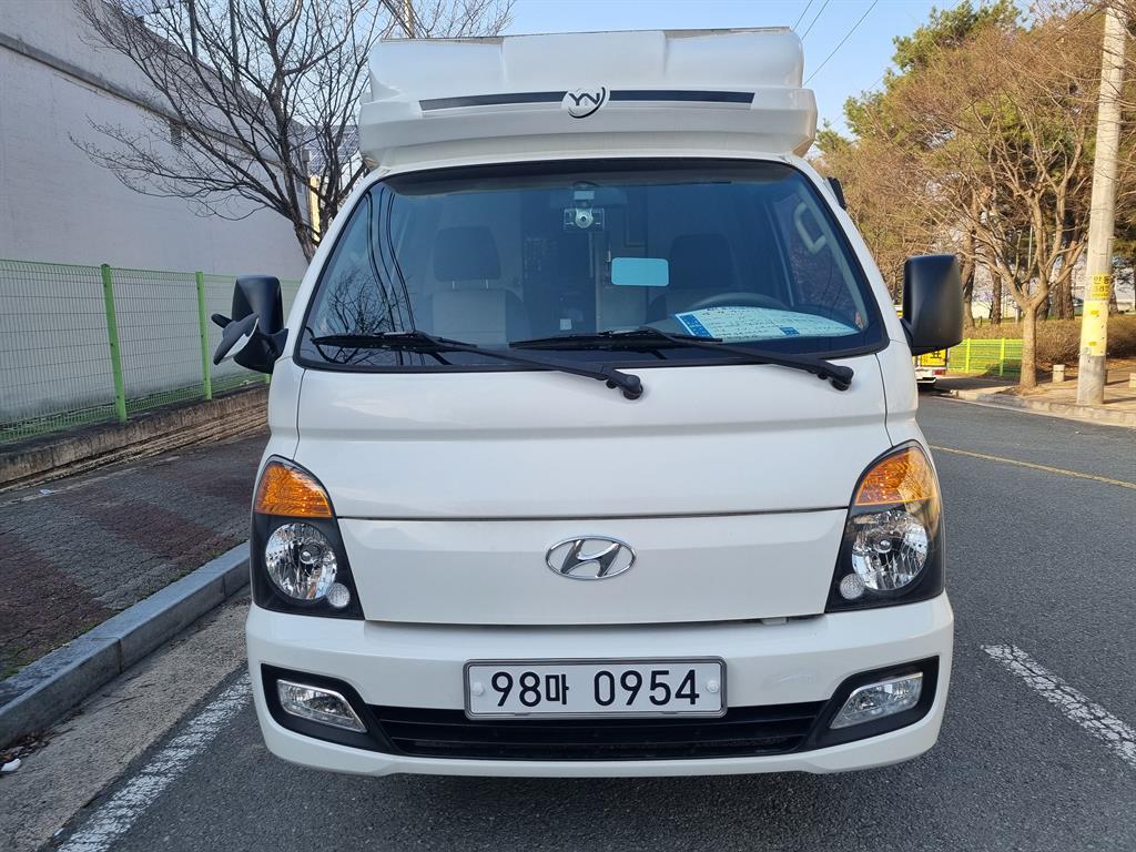 포터2 캠핑트럭 인산철배터리