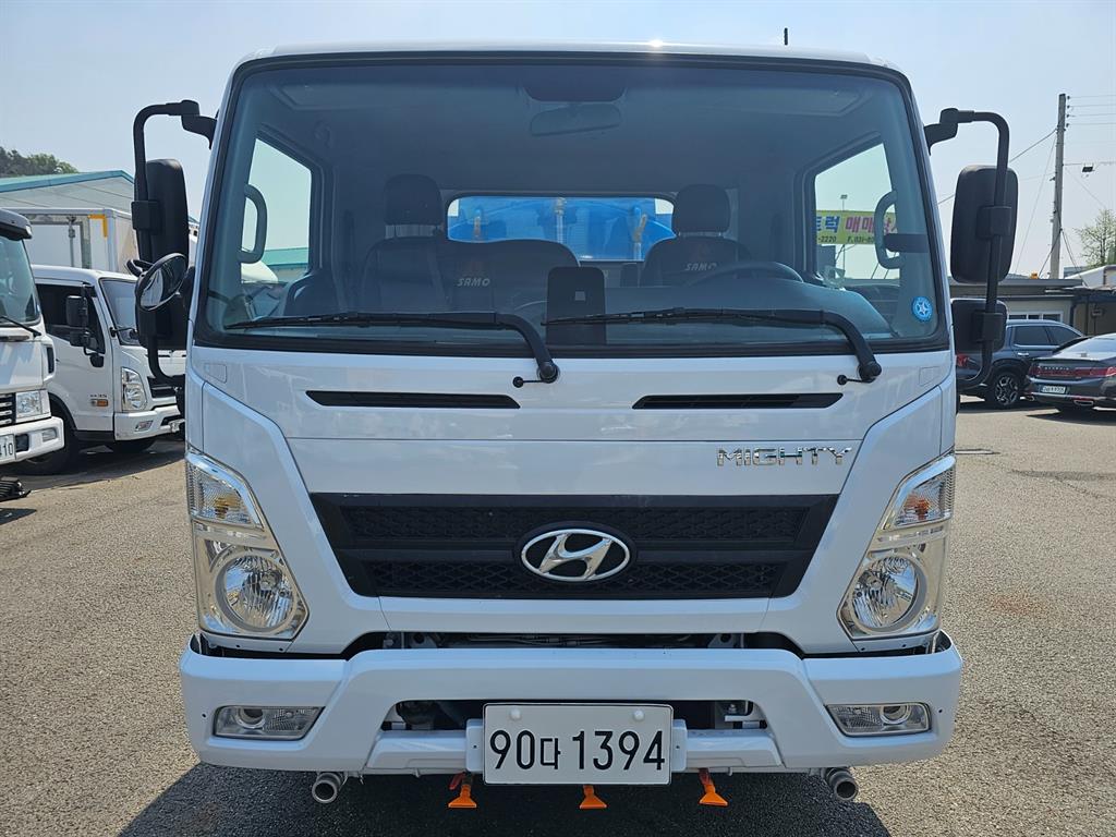 현대 살수차 올뉴마이티 스텐탱크 4,200L 수동 1