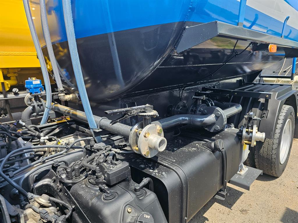 현대 살수차 올뉴마이티 스텐탱크 4,200L 수동 9