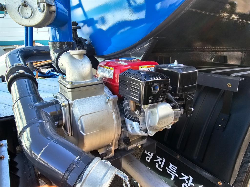 현대 살수차 올뉴마이티 스텐탱크 4,200L 수동 11