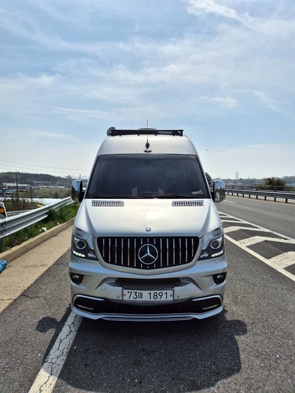 Mercedes-Benz Sprinter 3.0 Diesel Long Body 4