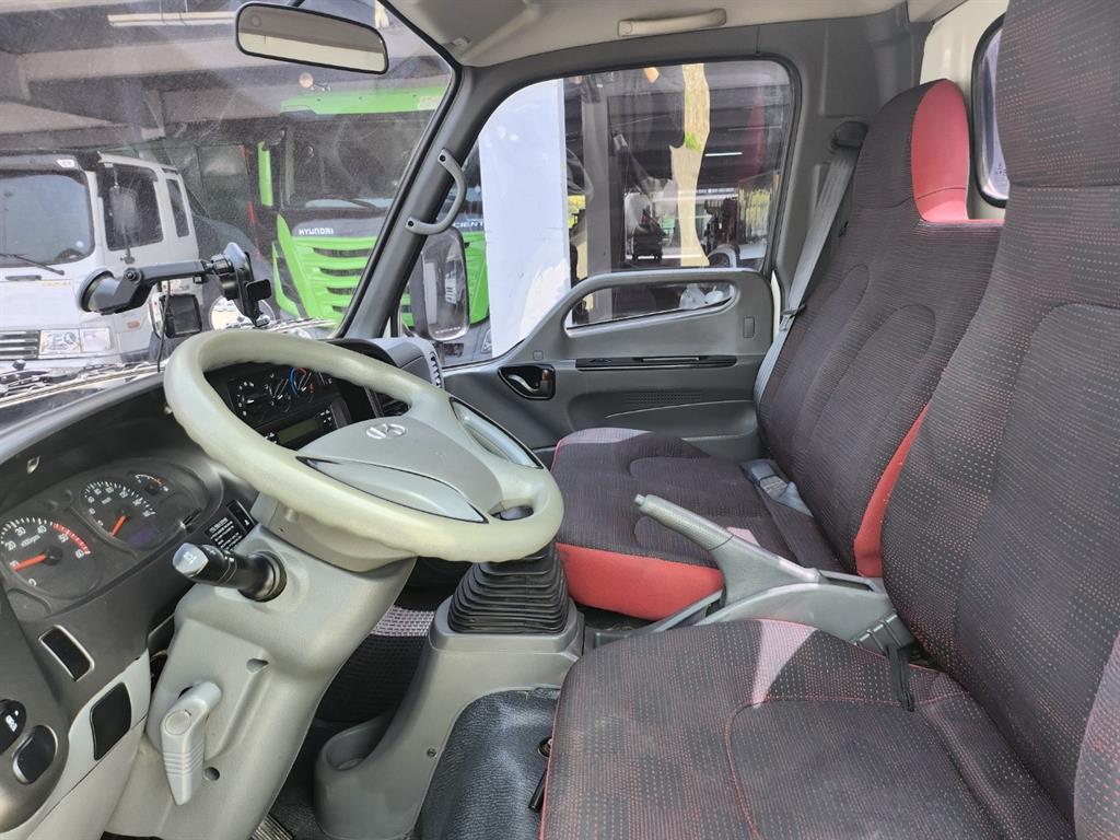 현대 홈로리 마이티 16