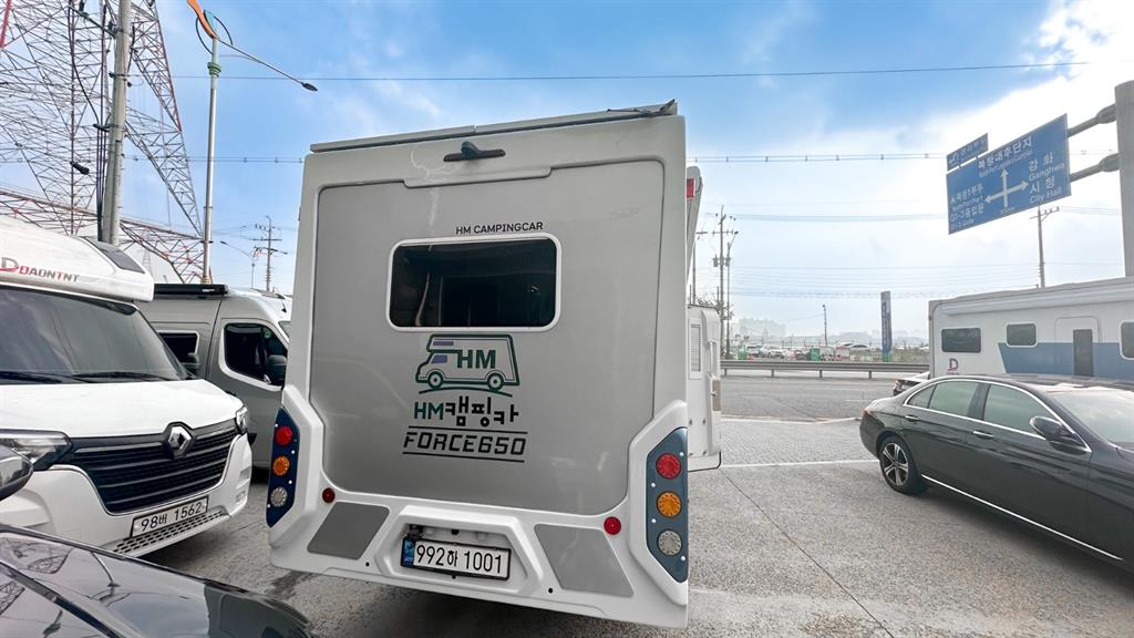 포터2 캠핑트럭 인산철배터리