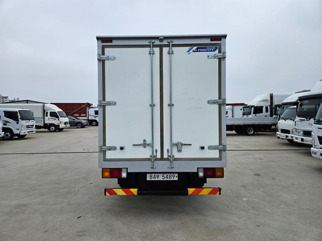 현대 올뉴마이티 2.5톤 냉동탑 3