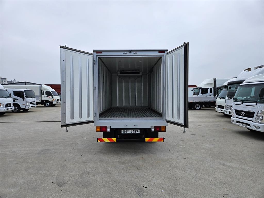 현대 올뉴마이티 2.5톤 냉동탑 6