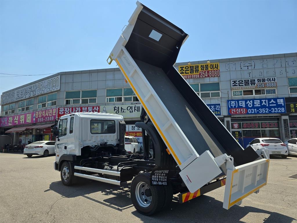현대 메가트럭 화물덤프 5톤