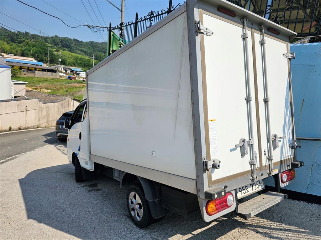 포터2 1톤 냉동탑