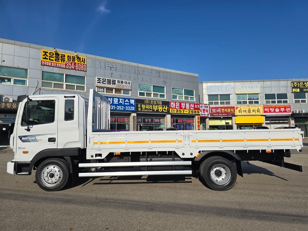 메가트럭 260 단바리 카고 5톤 수동