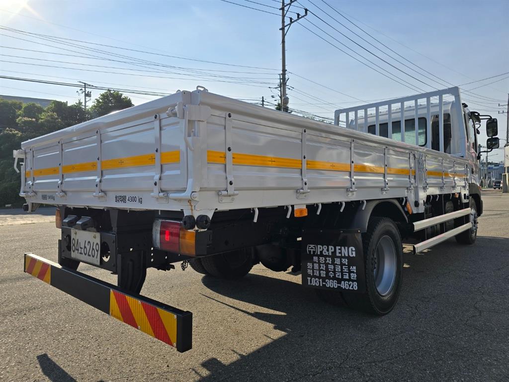 메가트럭 260 단바리 카고 5톤 수동