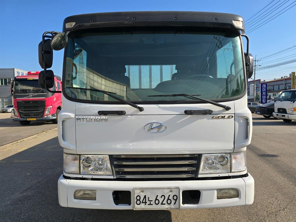 메가트럭 260 단바리 카고 5톤 수동