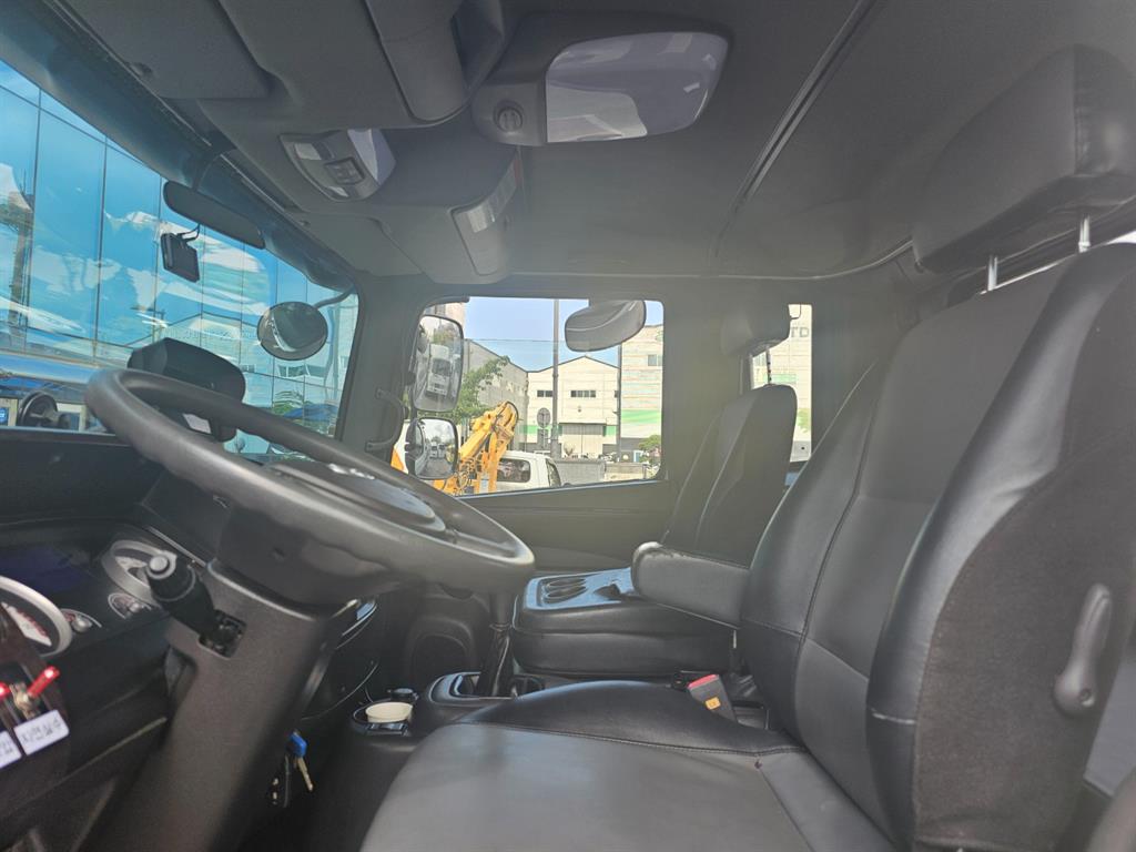 현대 살수차 메가트럭 수동 8