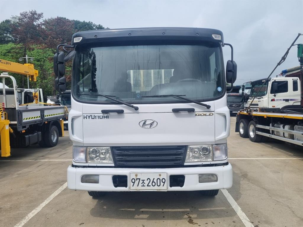현대 메가트럭 250 카고 5톤 수동