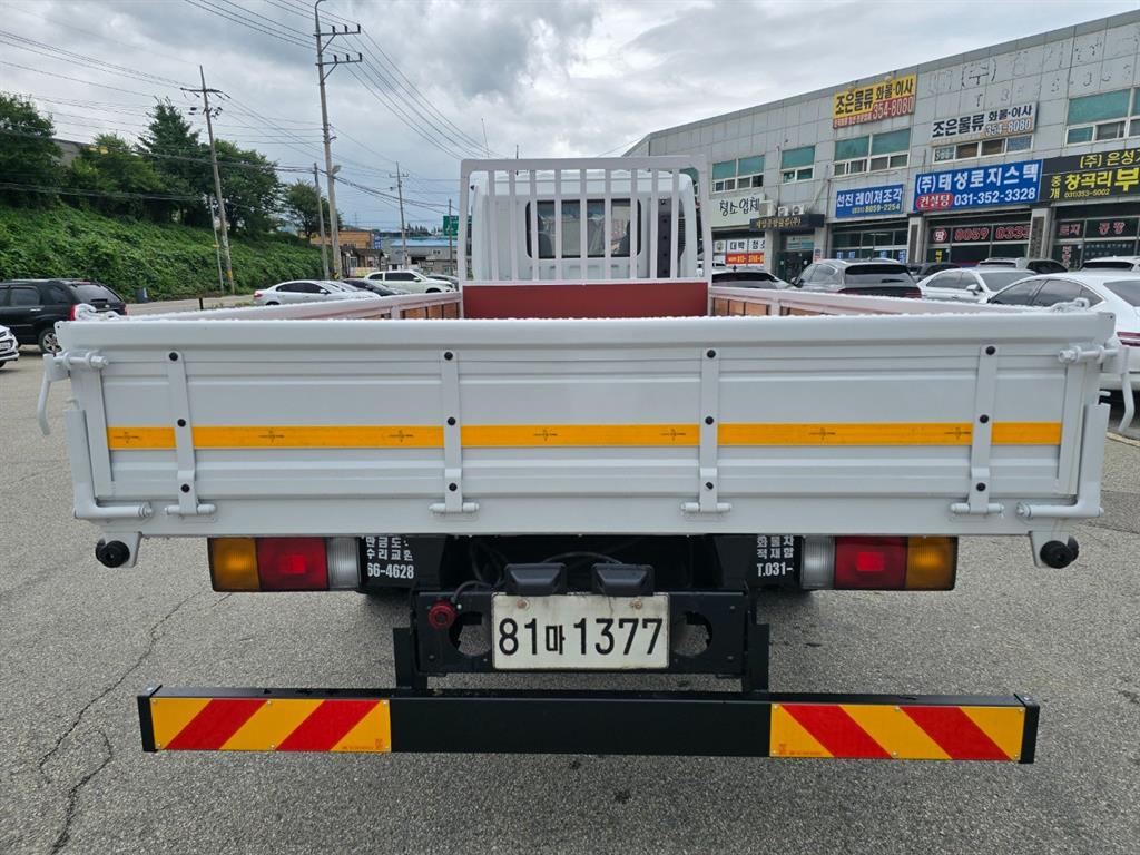 현대 메가트럭 250 단바리 카고 5톤 수동