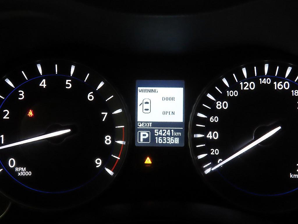 Infiniti Q70 3.7 Style 10