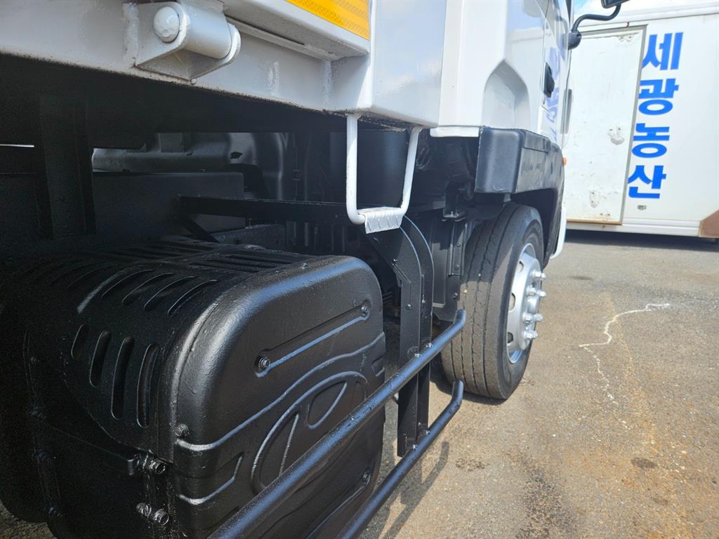 현대 메가트럭 화물덤프 5톤 8