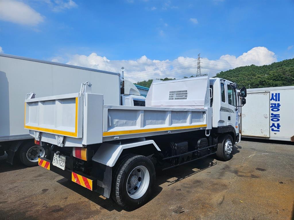 현대 메가트럭 화물덤프 5톤 5
