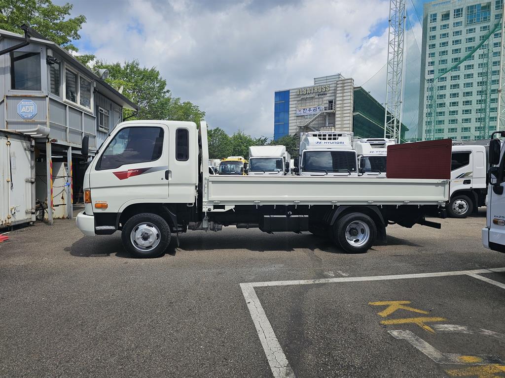이마이티 2.5톤 카고