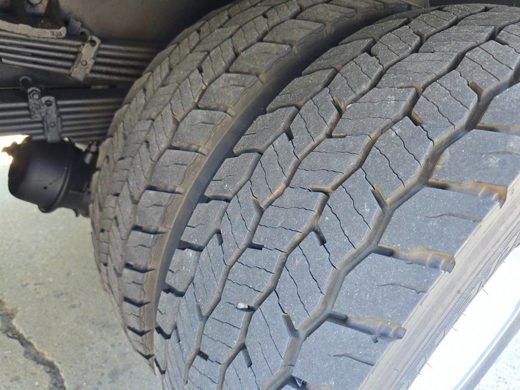 메가트럭 냉동윙 4.5톤 수동
