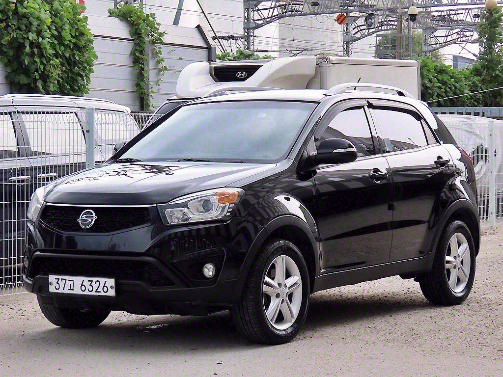 KGM 코란도 2WD 2.0 CVT 고급형 사진 2/17