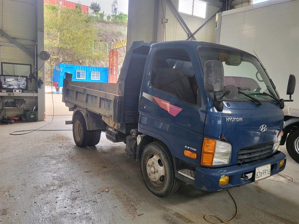 현대 마이티큐티 화물덤프 2.5톤 1
