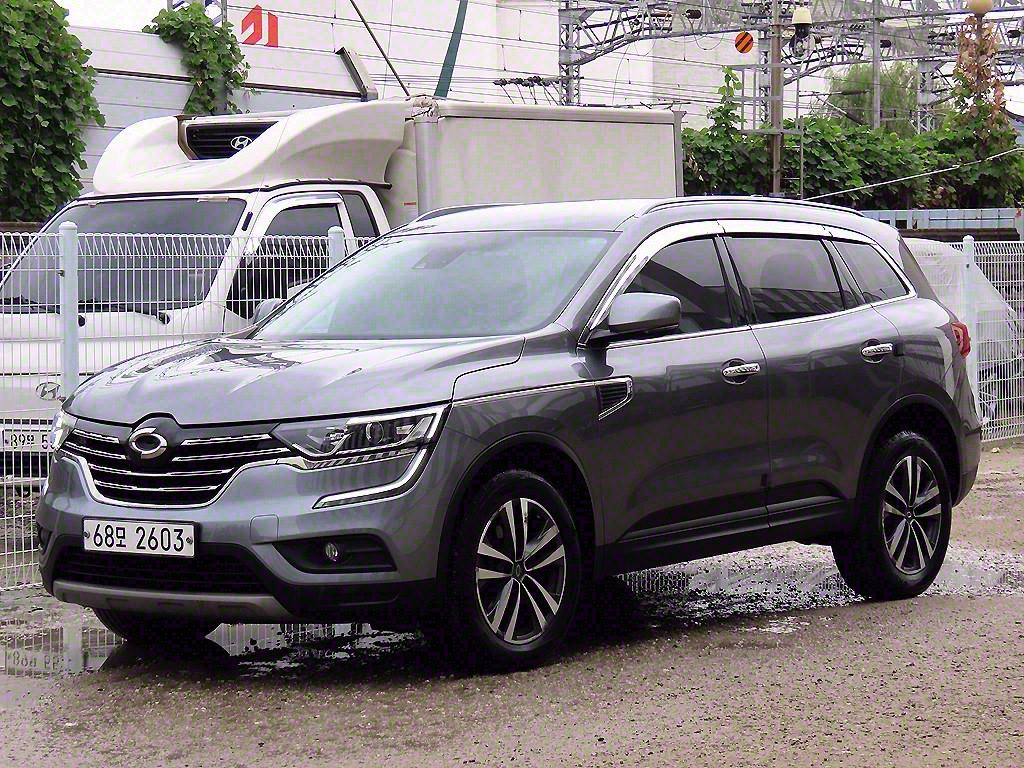 르노코리아 QM6 디젤 4WD RE 사진 2/20