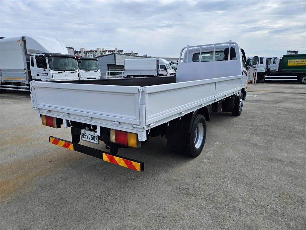 현대 이마이티 3.5톤 카고 5