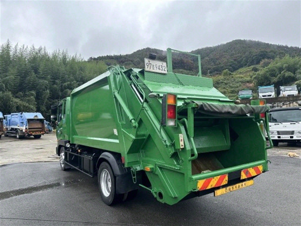 압축진개 메가트럭 5톤